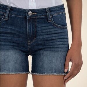 NWT KUT from the Kloth Gidget Fray Denim Shorts | Size:  2